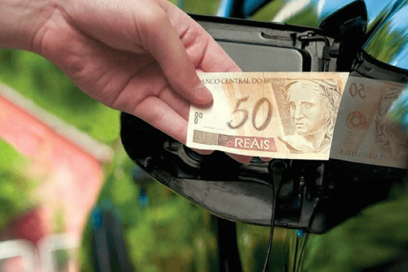 Como Economizar Combustível: 12 Dicas Técnicas que Realmente Funcionam